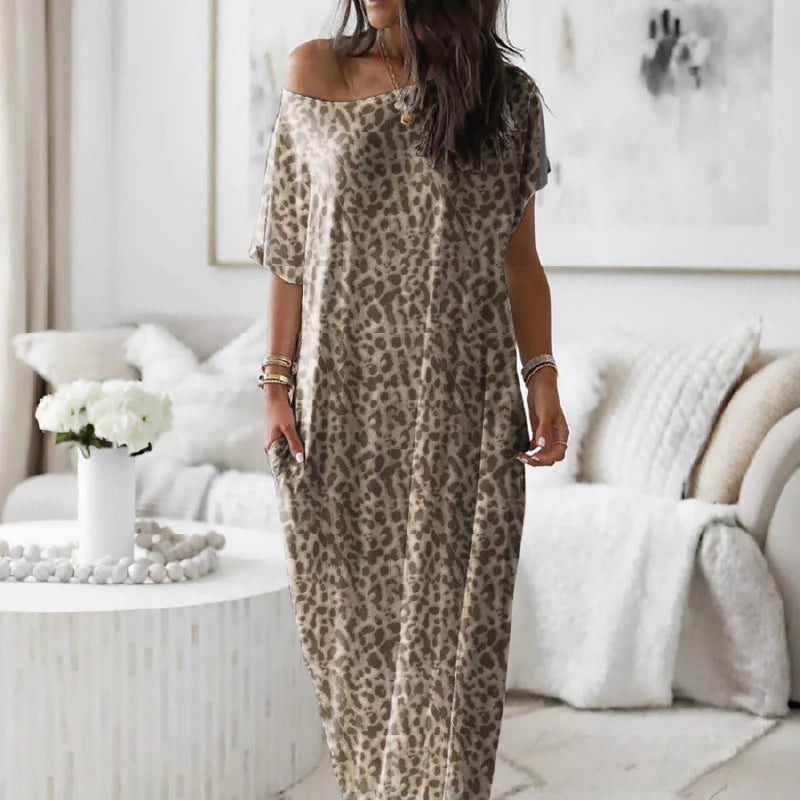 VESTIDO CASUAL ASIMÉTRICO EXTRAGRANDE CON HOMBROS DESCUBIERTOS